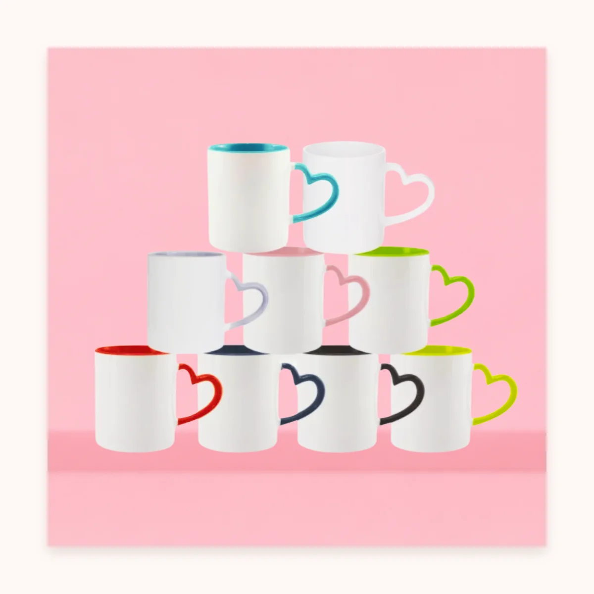 Caneca com Alça de Coração — imagem 1 de 1